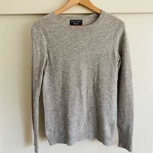 Banana Republic Sweater